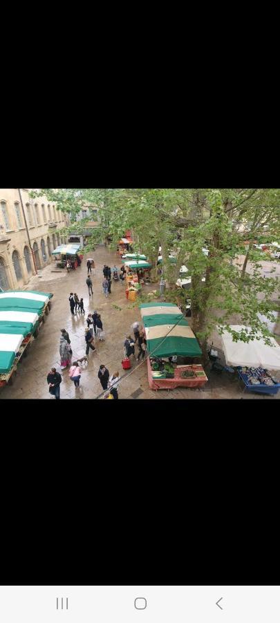 Charmant Studio Avec Mezzanine Apartment Aix-en-Provence Bagian luar foto